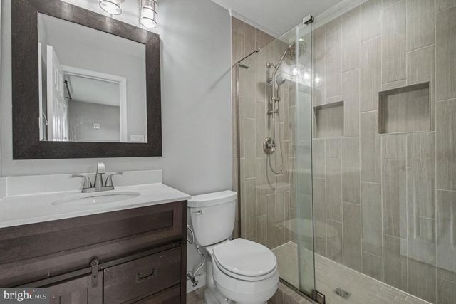 301 CLAY ST, Fredericksburg, VA 22408