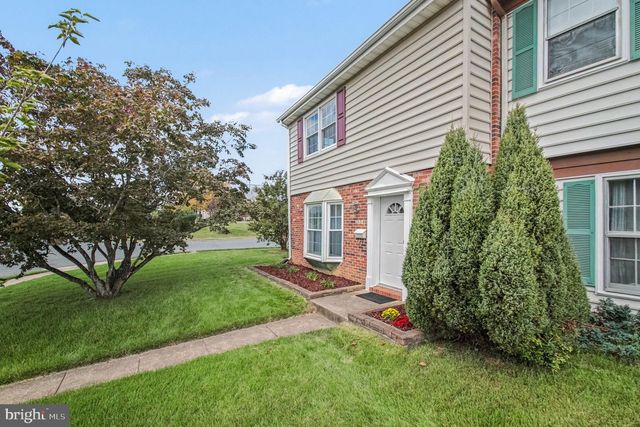 301 CLAY ST, Fredericksburg, VA 22408