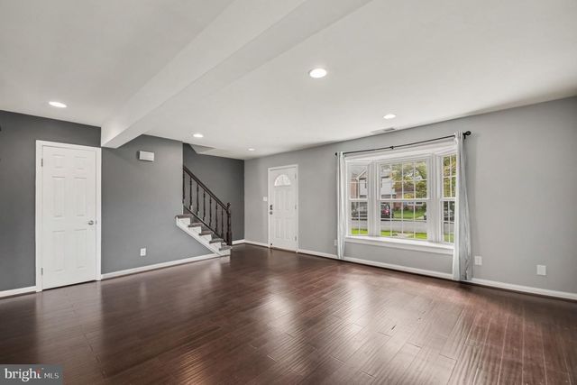 301 CLAY ST, Fredericksburg, VA 22408