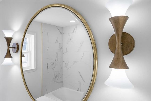 1676 MILLER FARMS RD, Germantown, TN 38138