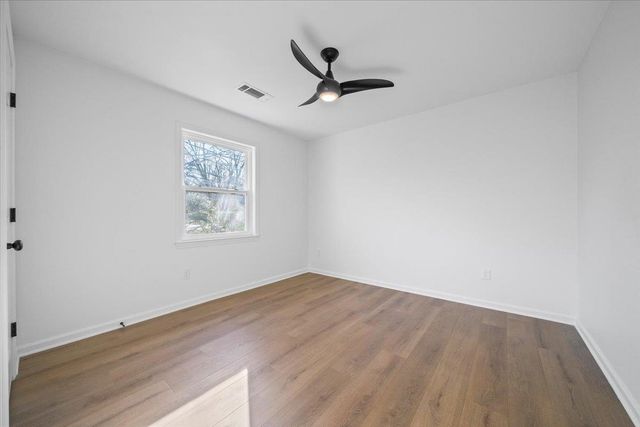 1676 MILLER FARMS RD, Germantown, TN 38138