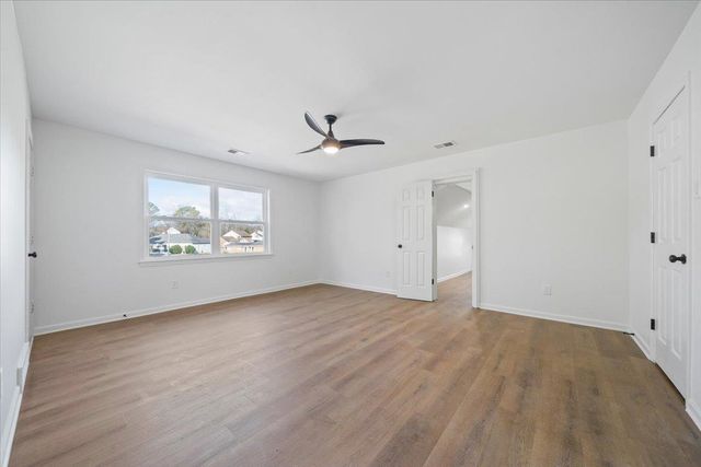 1676 MILLER FARMS RD, Germantown, TN 38138