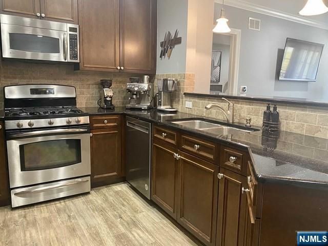 54 Polifly Road 104, Hackensack, NJ 07601