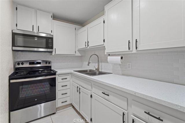575 N Villa Court, Palm Springs, CA 92262