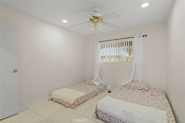 575 N Villa Court, Palm Springs, CA 92262