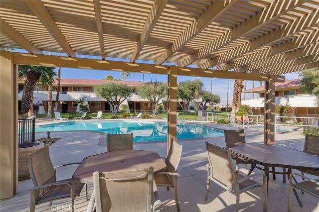 575 N Villa Court, Palm Springs, CA 92262