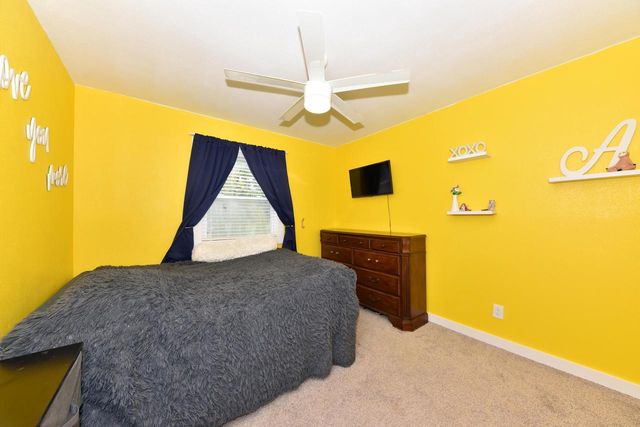 400 Indiana COURT, West Bend, WI 53095