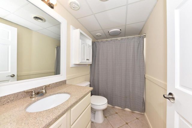 400 Indiana COURT, West Bend, WI 53095
