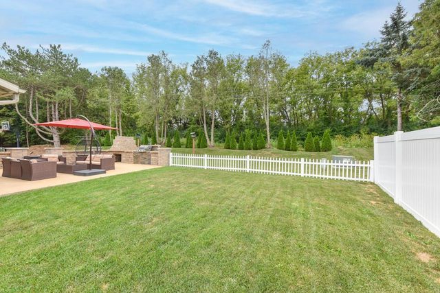 400 Indiana COURT, West Bend, WI 53095