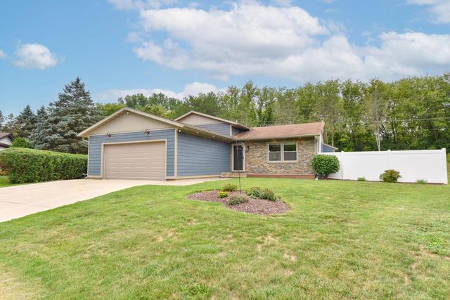 400 Indiana COURT, West Bend, WI 53095
