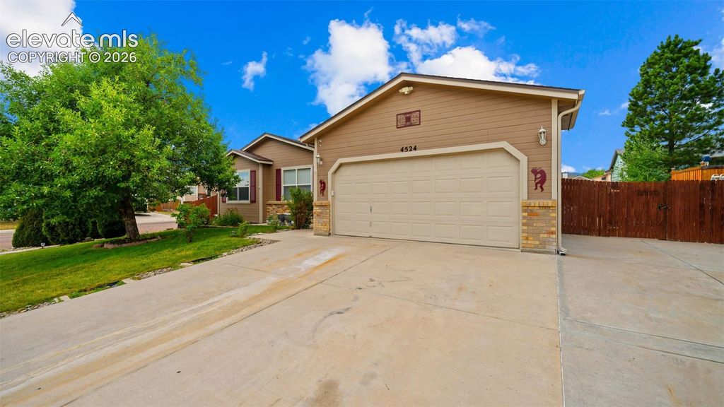 4524 Villager Drive, Colorado Springs, CO 80911 — photo 2
