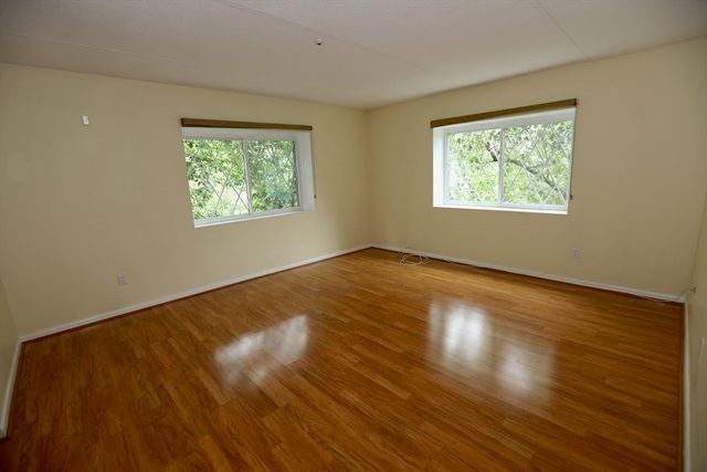62 South St 15, Quincy, MA 02169