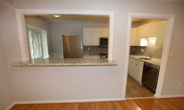 62 South St 15, Quincy, MA 02169