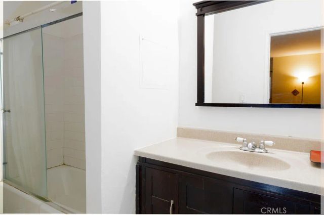 15344 Weddington Street 104, Sherman Oaks, CA 91411
