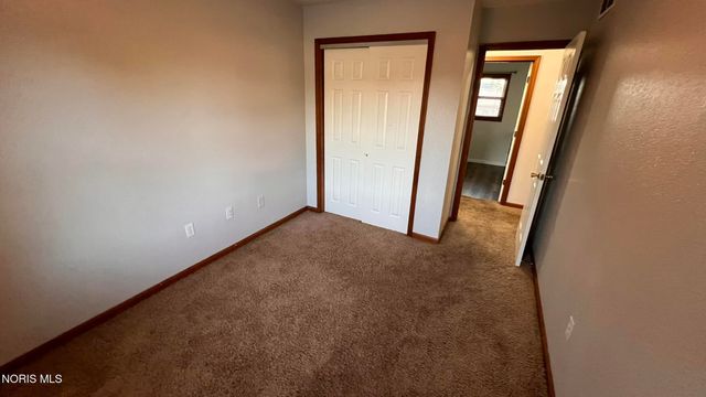 6110 Suffolk Lane, Maumee, OH 43537