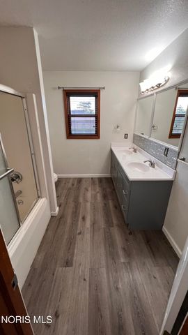 6110 Suffolk Lane, Maumee, OH 43537