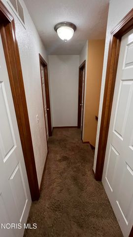 6110 Suffolk Lane, Maumee, OH 43537