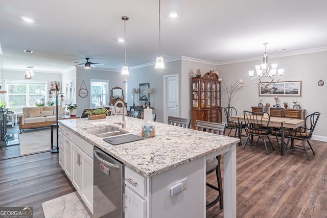 5106 Watchmans Cove, Gainesville, GA 30504