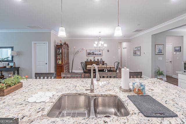 5106 Watchmans Cove, Gainesville, GA 30504