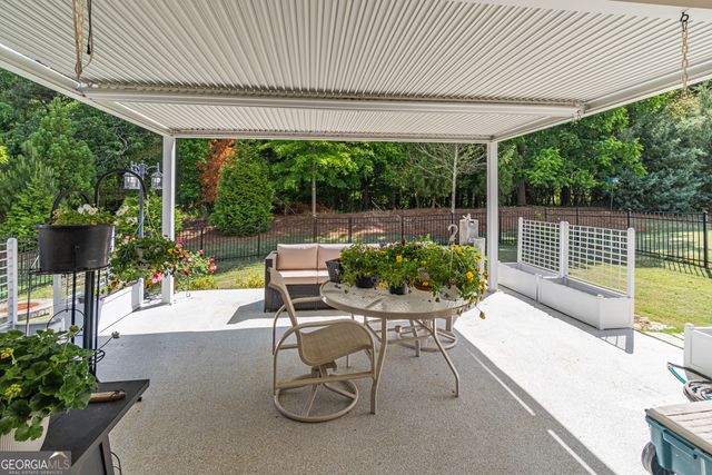 5106 Watchmans Cove, Gainesville, GA 30504