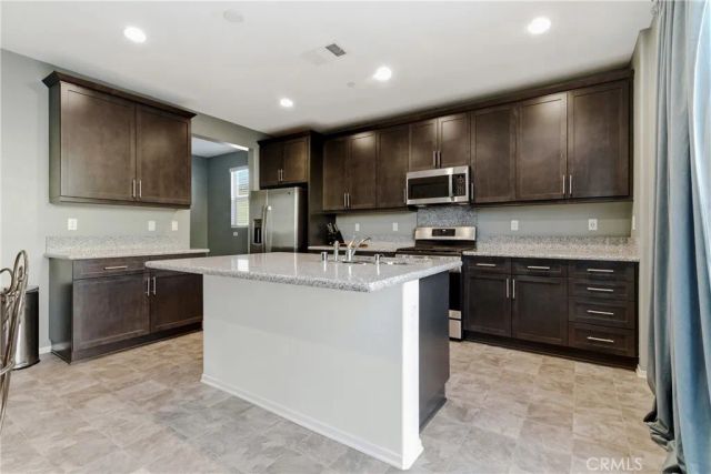 13269 Fremontia, Victorville, CA 92392