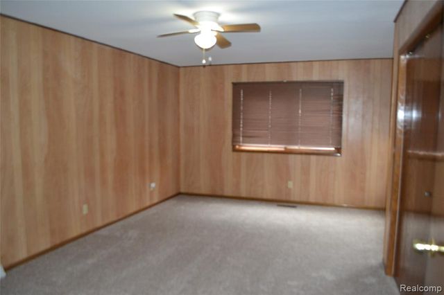 1119 River Valley Dr Drive, Flint, MI 48532