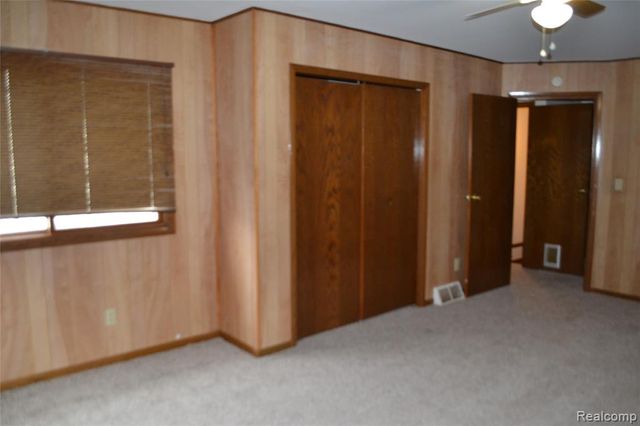1119 River Valley Dr Drive, Flint, MI 48532