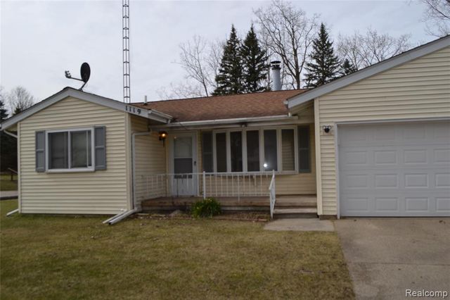 1119 River Valley Dr Drive, Flint, MI 48532