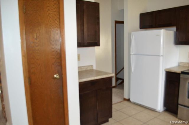 1119 River Valley Dr Drive, Flint, MI 48532