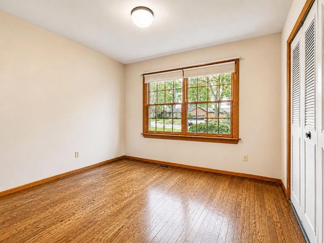 7927 Taney Place, Merrillville, IN 46410