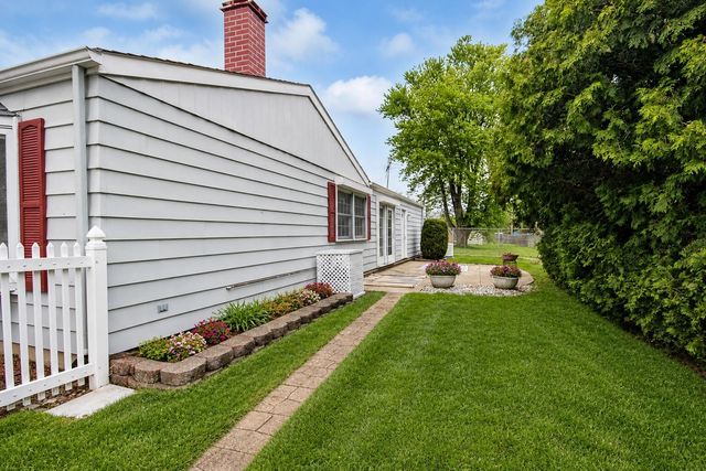 7927 Taney Place, Merrillville, IN 46410