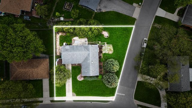 7927 Taney Place, Merrillville, IN 46410