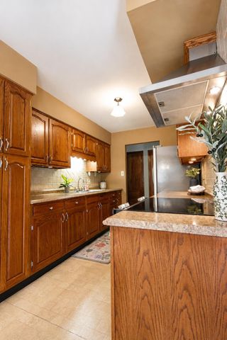 7927 Taney Place, Merrillville, IN 46410