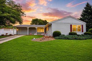 7927 Taney Place, Merrillville, IN 46410