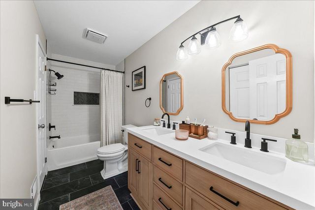 603 LONGWOOD RD, Collegeville, PA 19426