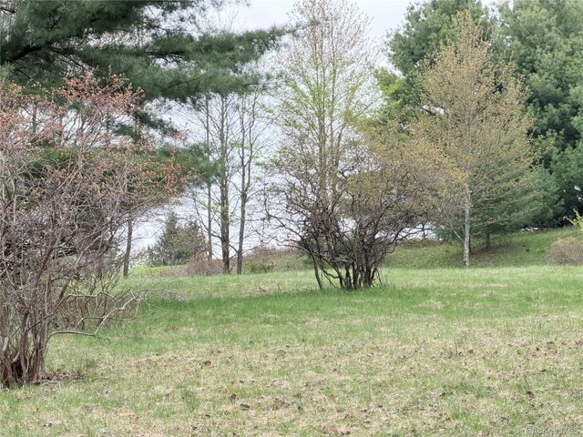 Muthig Road, Fallsburg, NY 12733
