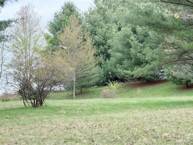 Muthig Road, Fallsburg, NY 12733