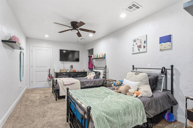 147 Cool Shady, Ardmore, OK 73401