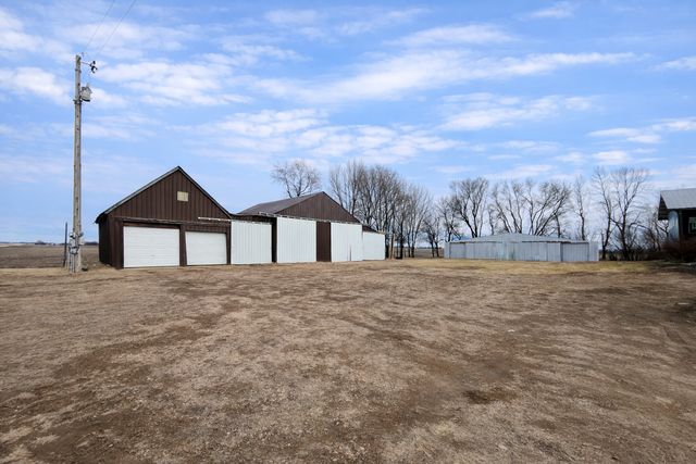96 200th Avenue, Fulda, MN 56131