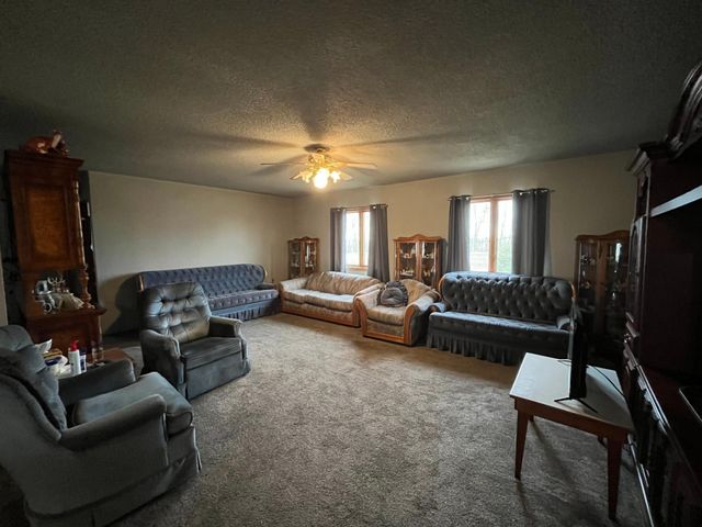 96 200th Avenue, Fulda, MN 56131