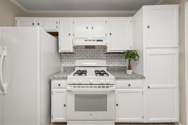 2605 Vineyard SE Way, Smyrna, GA 30082
