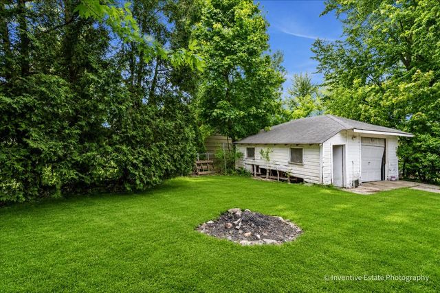 26481 W Springwell Avenue, Antioch, IL 60002