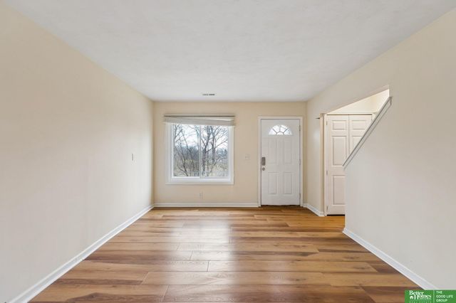 166 Arbor Court, Omaha, NE 68108