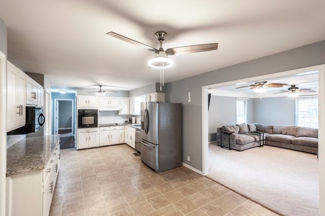 124 Anchor Dr, Hendersonville, TN 37075