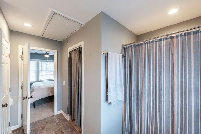 124 Anchor Dr, Hendersonville, TN 37075