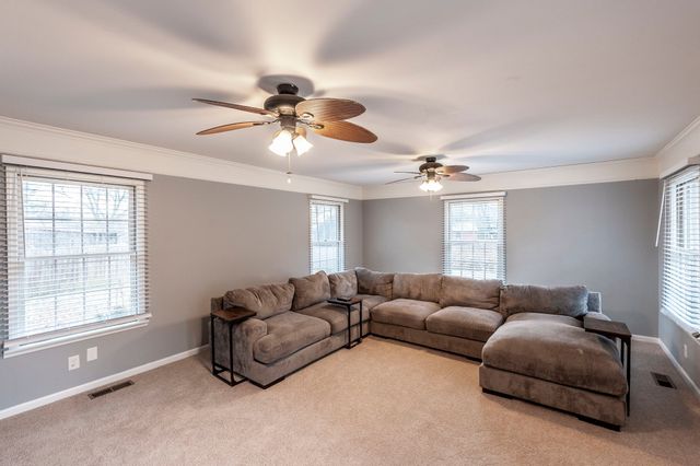 124 Anchor Dr, Hendersonville, TN 37075