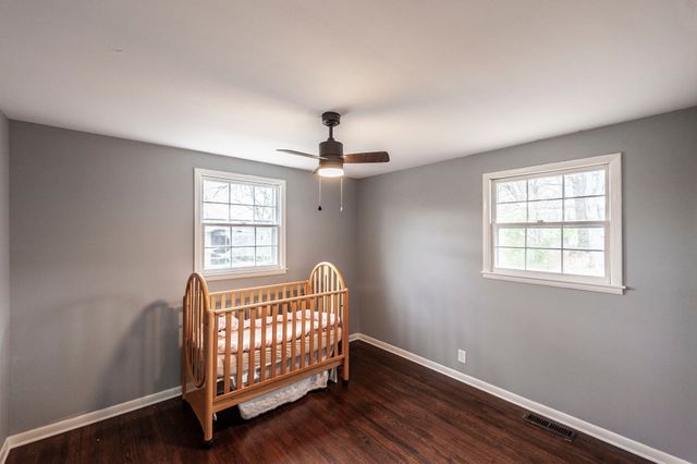 124 Anchor Dr, Hendersonville, TN 37075