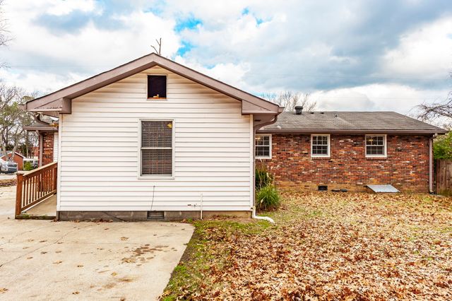 124 Anchor Dr, Hendersonville, TN 37075