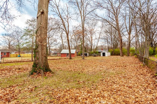 124 Anchor Dr, Hendersonville, TN 37075