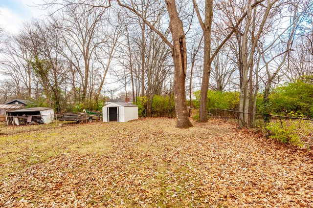 124 Anchor Dr, Hendersonville, TN 37075